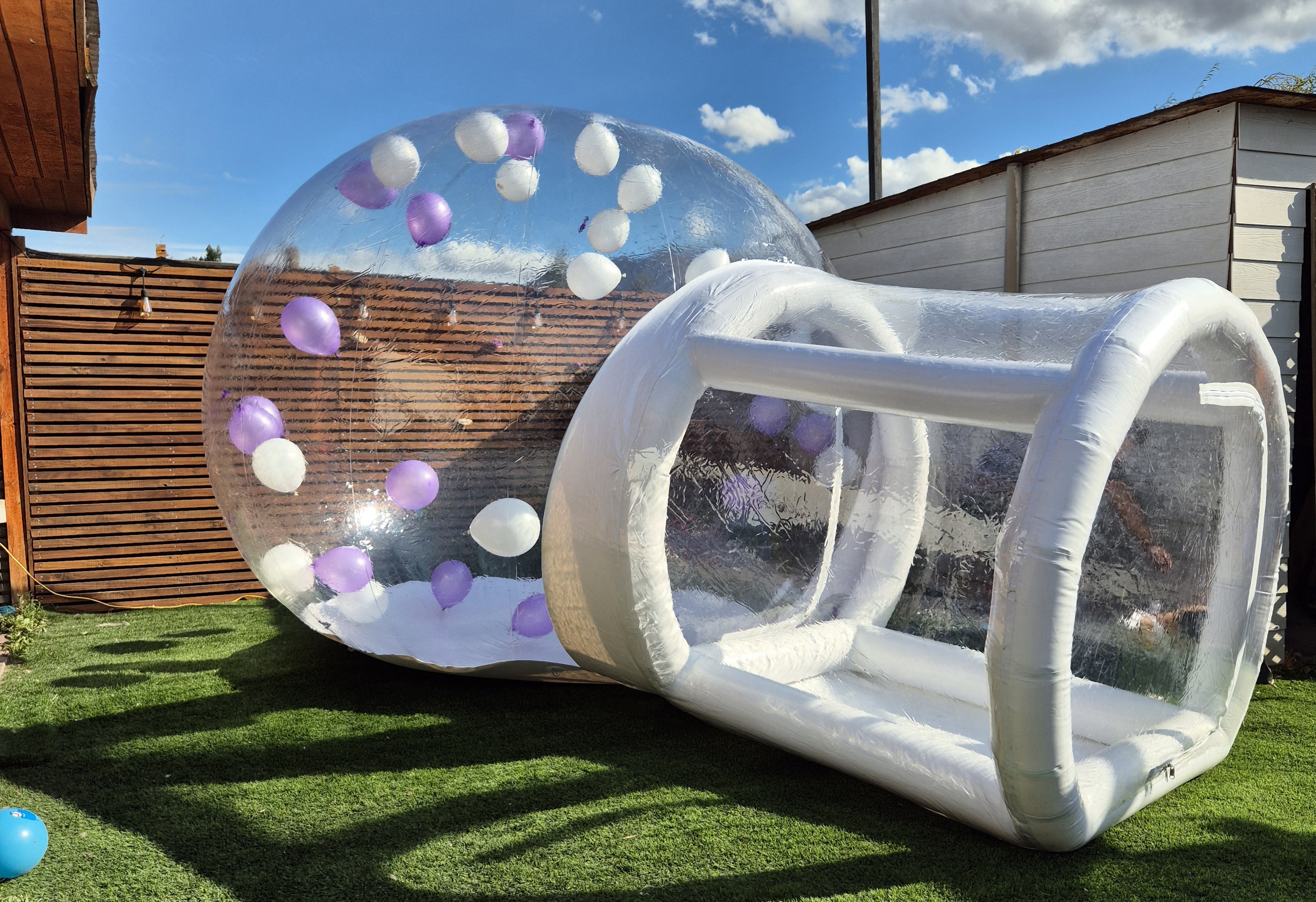 Burbuja con globos para eventos corporativos 